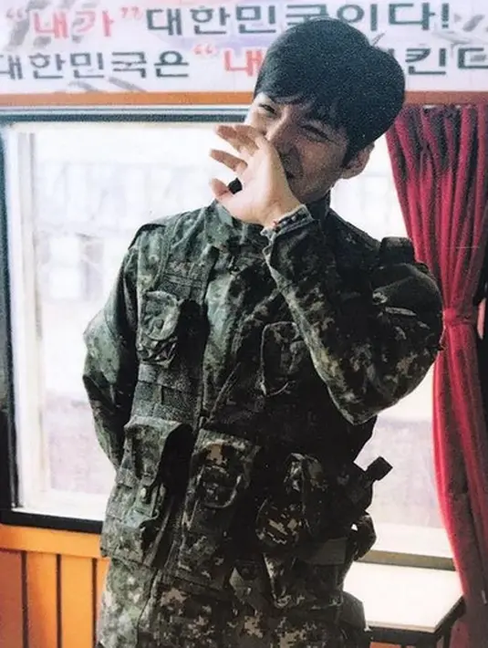 Selain itu, sama-sama terjun dalam industri hiburan Lee Min Ho dan Suzy pun saling menjaga profesionalitasnya. Mereka tidak bekerja sama dalam karier yang membuat hubungannya makin disorot publik. (Instagram/actor_leeminho)