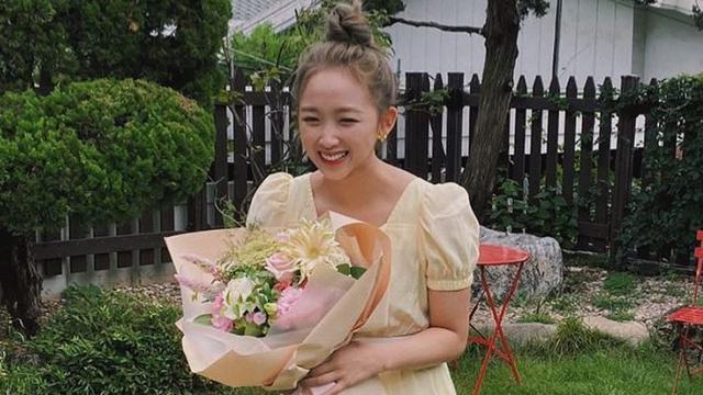 Dita Karang Debut Jadi Bintang Iklan Kosmetik Korea Selatan