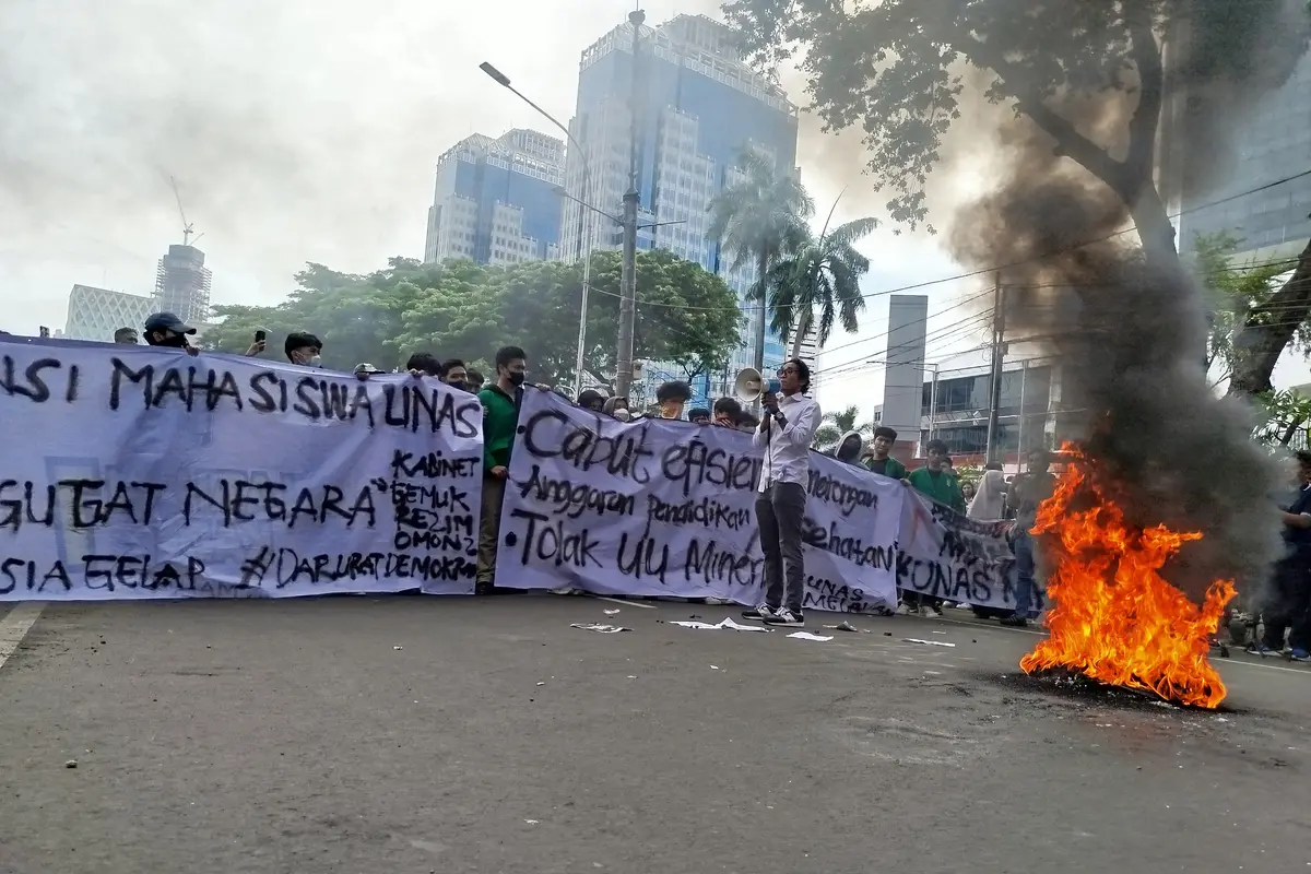 Mahasiswa Demo