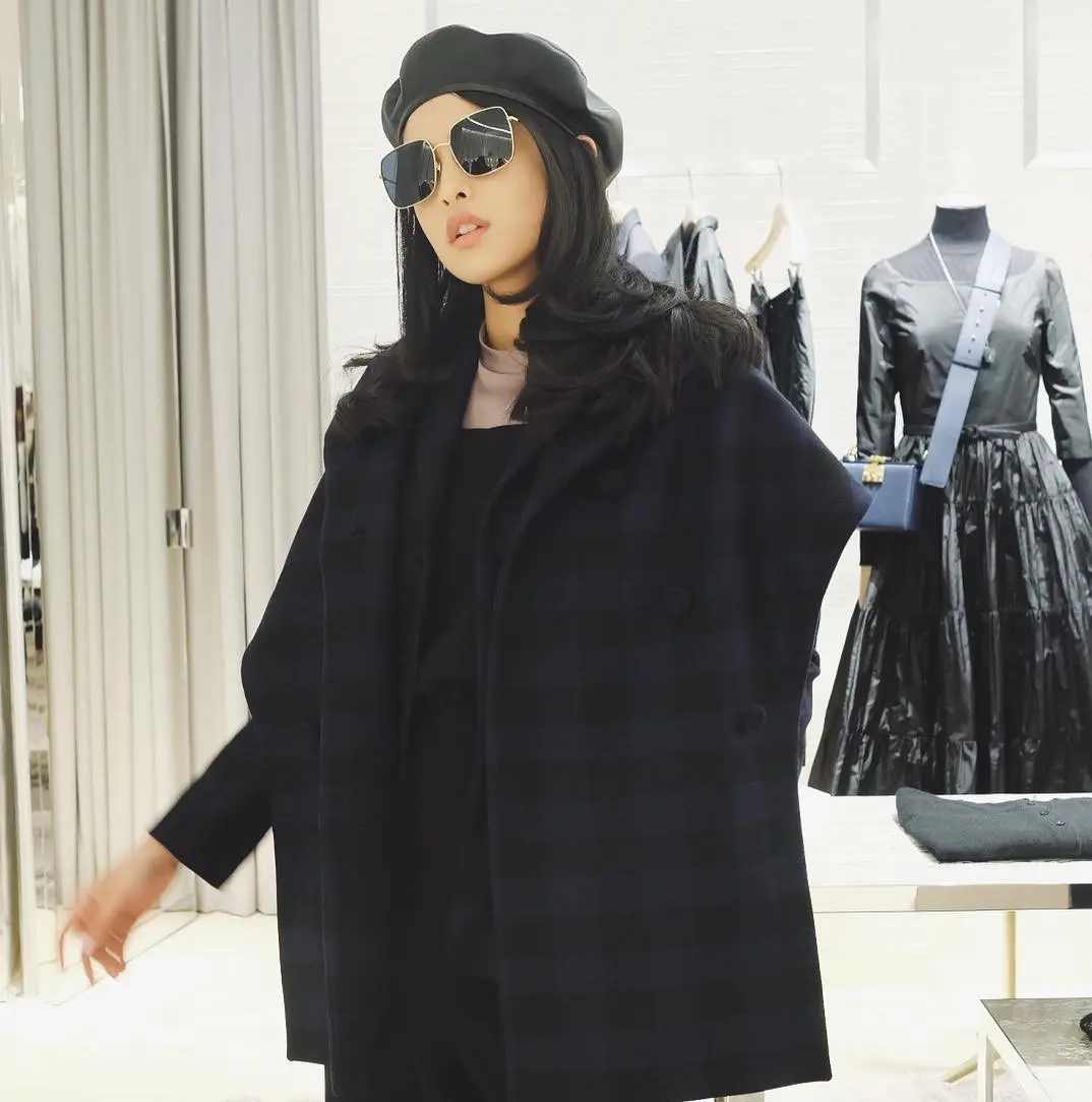 Topi baret yang lagi trend di kalangan pecinta fashion. (Sumber foto: maudyayunda/instagram)