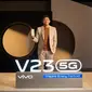 Yoga Samiaji, Senior Product Manager Vivo Indonesia memperkenalkan Vivo A23 5G. (Dok: Vivo)