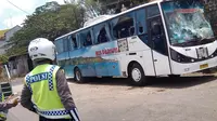 Ayah Fans PSCS Korban Kelompok Bercadar Minta Keadilan