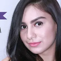 Irish Bella ingin menikah di usia 25 tahun ke atas.