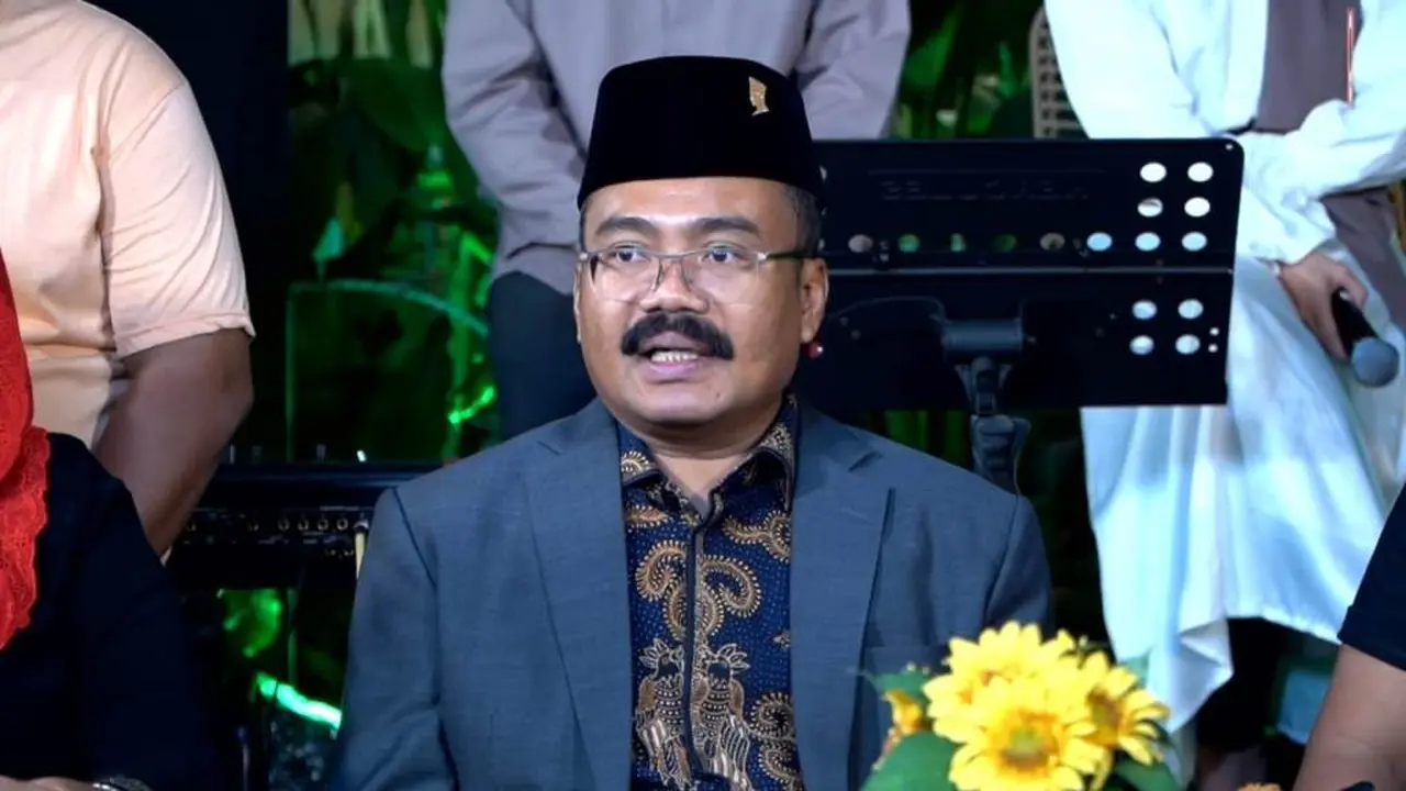 Dr Sukidi memaparkan keistimewaan malam Lailatul Qadar dalam program Takjilan Yuk Inspirasi Ramadhan. (Foto: Istimewa)