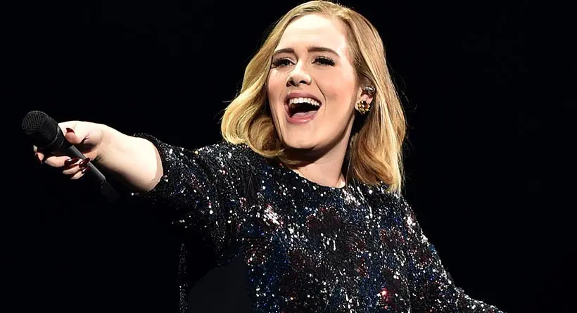 Adele, penyanyi dengan tarif manggung selangit