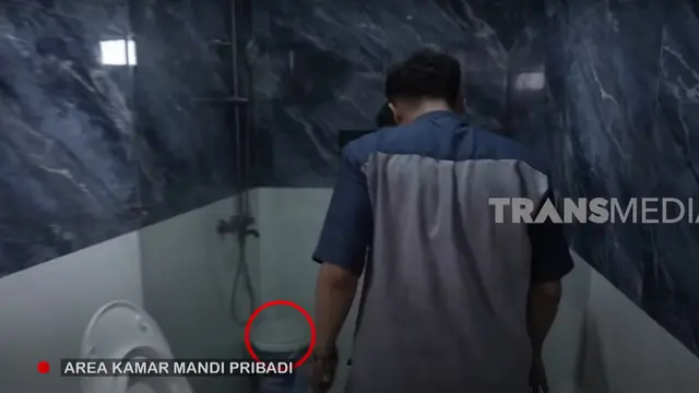 6 Foto Kamar Tidur Mpok Alpa dan Suami, Tampilan Elegan dengan Sentuhan Unik