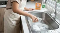 11 Cara Membersihkan Talang Air di Area Sink, Bebas Bau Busuk