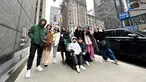 Begini potret kompak liburan bareng keluarga Mulan Jameela. Tampak anak-anak Mulan Jameela ikut berlibur bersama. Keluarga ini menghabiskan waktu untuk berjalan-jalan di kota New York.(Liputan6.com/IG/@mulanjameela1)