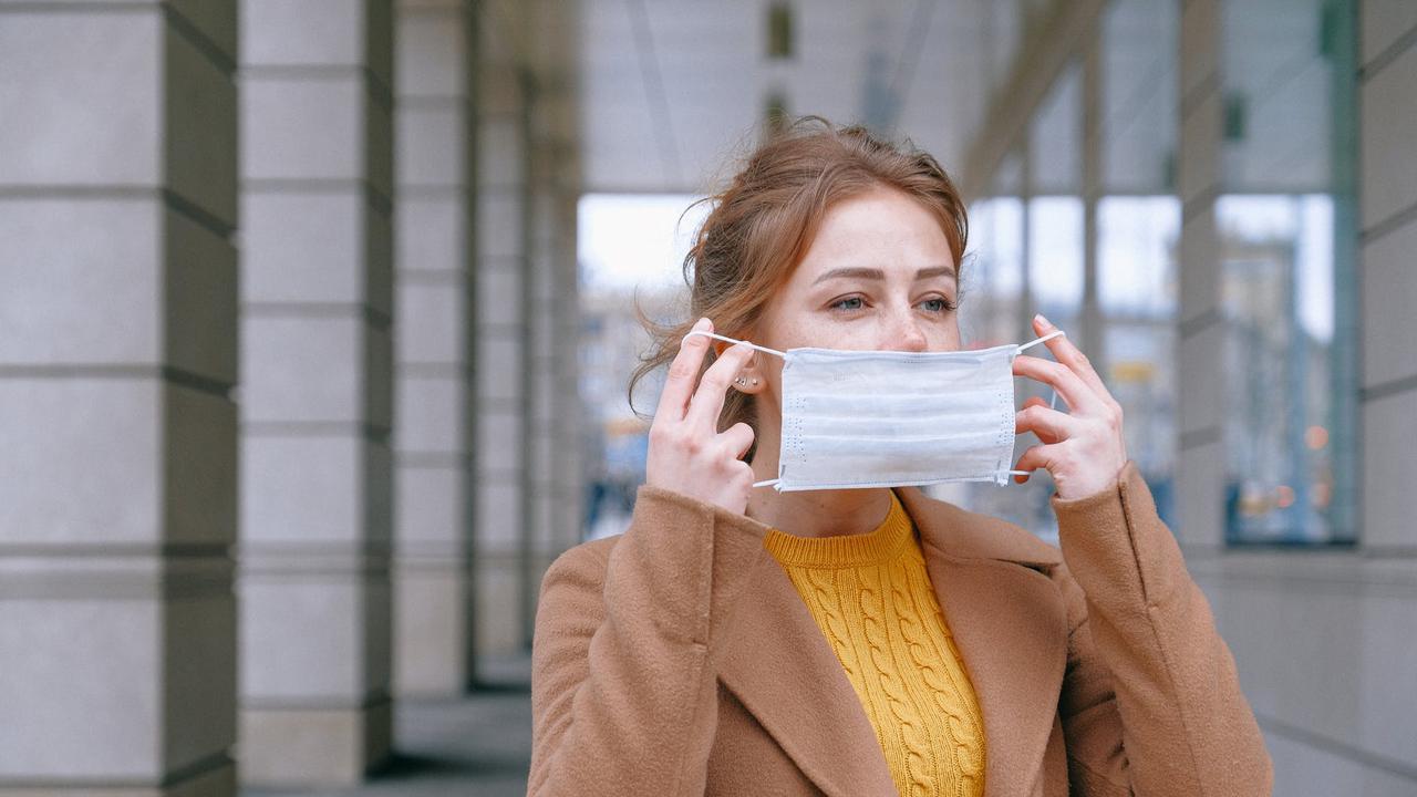 Hindari Kontak Langsung dengan Asap dengan Menggunakan Masker