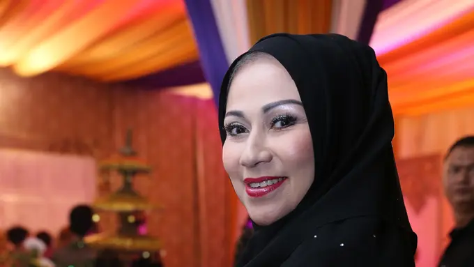 [Bintang] Camelia Malik