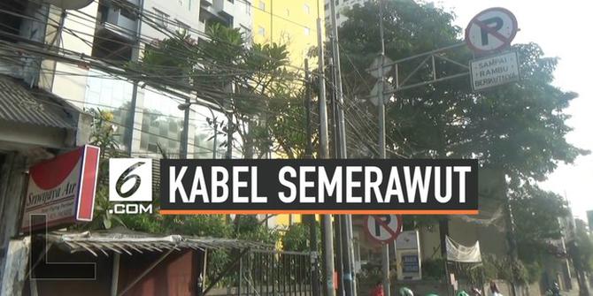 VIDEO: Kabel Jakarta Semerawut, Warga Takut Picu Kebakaran