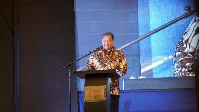 Menteri Koordinator Bidang Perekonomian Airlangga Hartarto dalam acara Musyawarah Anggota Asosiasi Emiten Indonesia (AEI) 2023 di Hotel Kempinski, Jakarta, Kamis (14/9/2023). (Dok Kemenko Perekonomian)