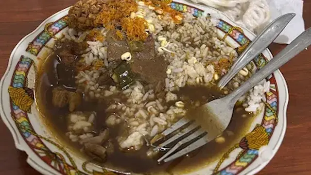 Warung Rawon Bu Mus Pasar Kedungkandang