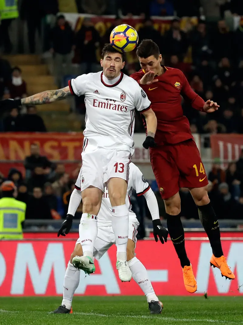 AC Milan Permalukan AS Roma