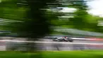 Pembalap dari tim Mercedes AMG Petronas F1 Team, George Russell saat sesi kualifikasi menjelang Grand Prix F1 Kanada di Sirkuit Gilles Villeneuve pada 8 Juni 2024, Montreal, Kanada. (Mark Thompson/Getty Images North America/Getty Images via AFP)