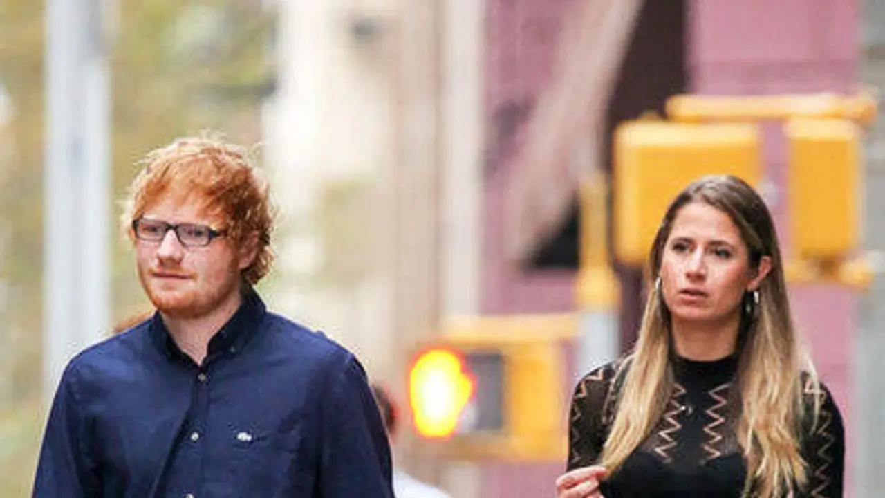 [Bintang] Ed Sheeran dan Cherry Seaborn