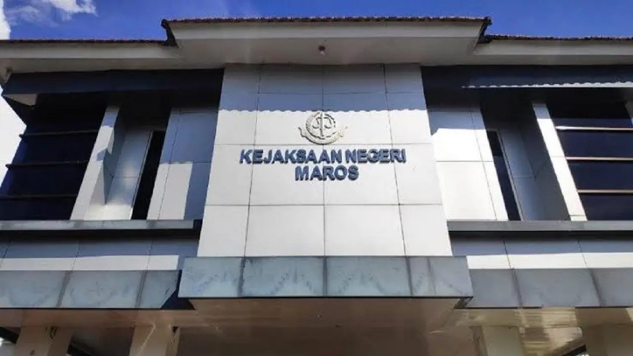 Kejari Maros mulai memeriksa maraton tenaga pendamping penyaluran BPNT Kemensos untuk masyarakat Kabupaten Maros (Liputan6.com/ Eka Hakim)