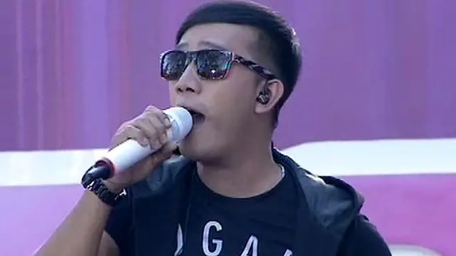 Repvblik  membawakan lagu Selimut Tetangga dalam acara inBox SCTV (25/04/2014). - See more at: http://video.liputan6.com/main/read/70/2041660/0/xo-ix-cukuplah-sudah#sthash.2gyYAidQ.dpuf