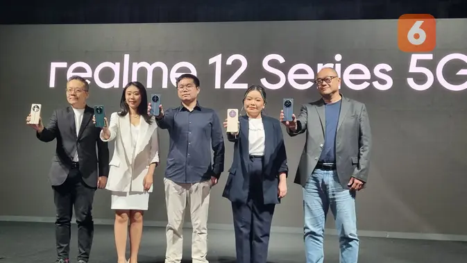 <p>Realme 12 Pro Plus Resmi Meluncur, Tawarkan Lensa Periskop di Harga Mulai Rp 6 Jutaan. (Liputan6.com/ Agustinus Mario Damar)</p>