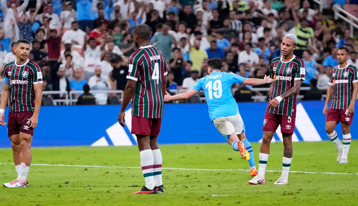 Manchester City mencetak gol keempat lewat Alvarez pada menit ke-89, menghabisi perlawanan Fluminense. (AP Photo/Manu Fernandez)