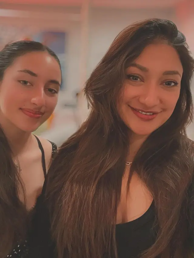 Rahma Azhari dan Camillia