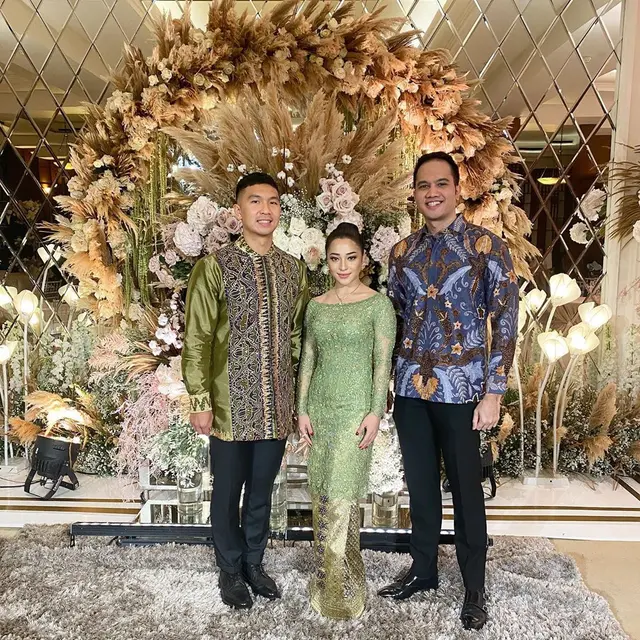 6 Momen Pertunangan Nikita Willy dan Indra Priawan, Digelar Tertutup