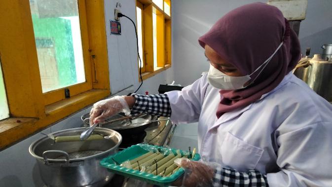 Sosis Ikan Barakuda, Singkong dan Kelor Inovasi Mahasiswa Unibraw - Vimarsana News