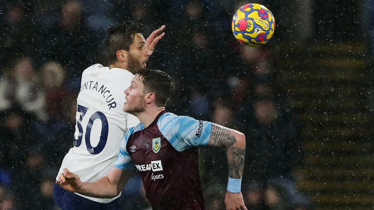 Foto: Tampil Mendominasi, Tottenham Hotspur Justru Tumbang dari Burnley di Liga Inggris