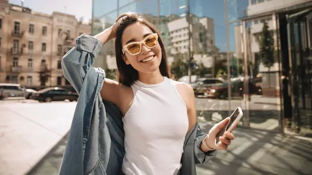 perempuan dan jenuh bekerja