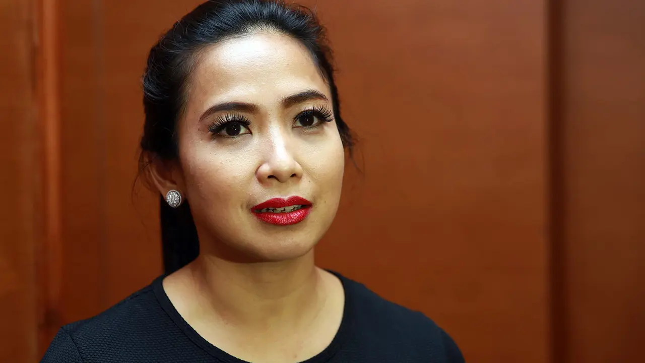 [Bintang] Feni Rose