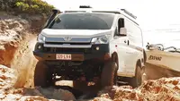 Toyota HiAce Disulap Jadi Camper 4x4, Ground Clearance Kalahkan Land Cruiser