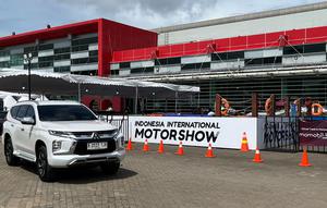 New Mitsubishi Pajero Sport tipe Dakar menjadi unit test drive di IIMS 2025. (Liputan6.com/Septian Pamungkas)