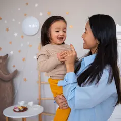 Orangtua bisa memberikan asupan makanan yang baik bagi kesehatan untuk membantu anak mengenali sinyal tubuh. (Foto/dok: Freepik)