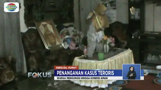 Mengaku masih trauma, para tetangga terduga teroris di Sibolga, Sumatera Utara, takut kembali ke rumah.