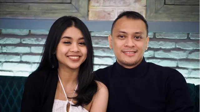 Jarang Terekspos, Ini 6 Potret Kebersamaan Andra Dewa 19 dan Putri Sulungnya