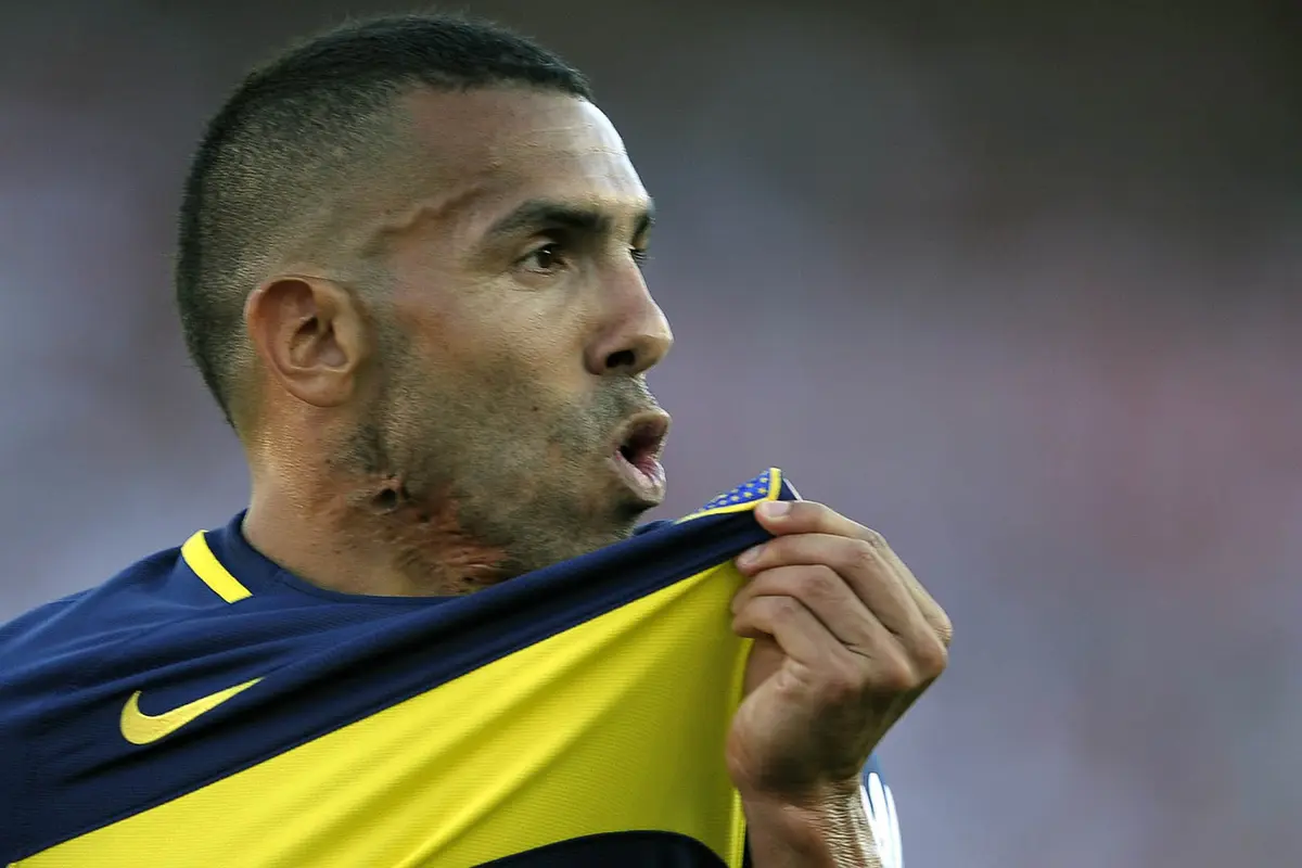 Pesepak Bola dengan Gaji Tertinggi, Tevez Lampaui Ronaldo