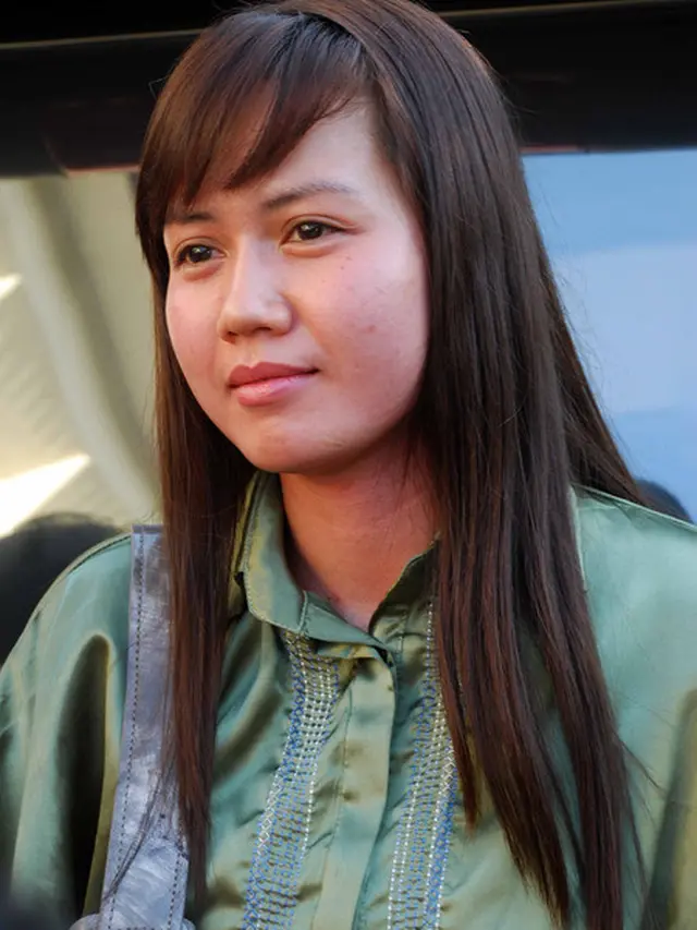 6 Foto Lawas Nita Thalia di Awal Karier, Bikin Pangling