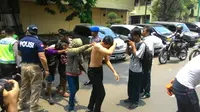 Kapolda Metro: Pelempar Mobil Polisi di GBK Tak Ngerti Apa-apa