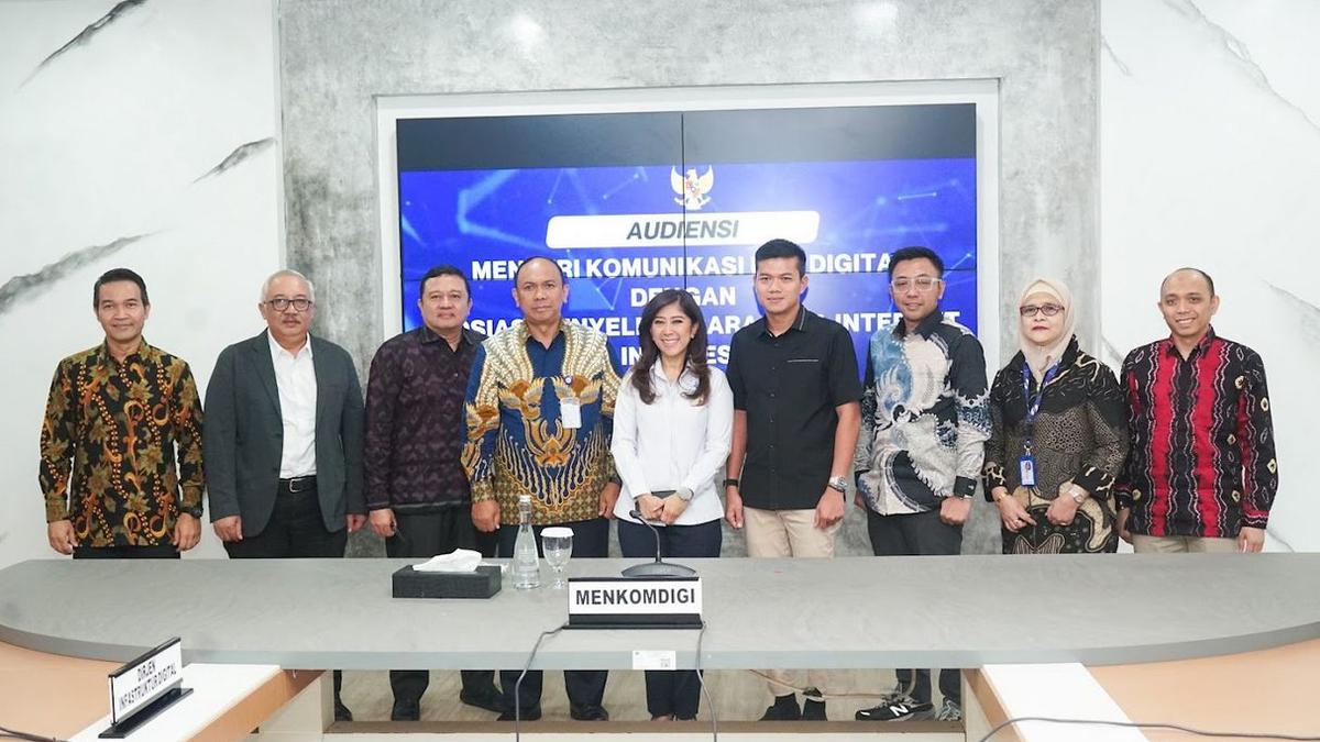Menkomdigi Minta ISP Sediakan Akses Internet Terjangkau untuk Masyarakat