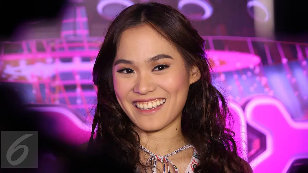 Sheryl Sheinafia