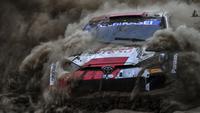 Pembalap Jepang, Katsuta Takamoto bersama co-driver Irlandia, Aaron Johnston tengah berkompetisi menggunakan mobil Toyota GR Yaris dalam ajang Safari Rally Kenya 2022 yang berlangsung di kota tepi danau Naivasha pada 24 Juni 2022. (AFP/Tony Karumba)