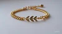 7 Model Gelang Emas untuk Muslimah Tangan Kecil dan Update Harga Terbaru 18 Juli 2025