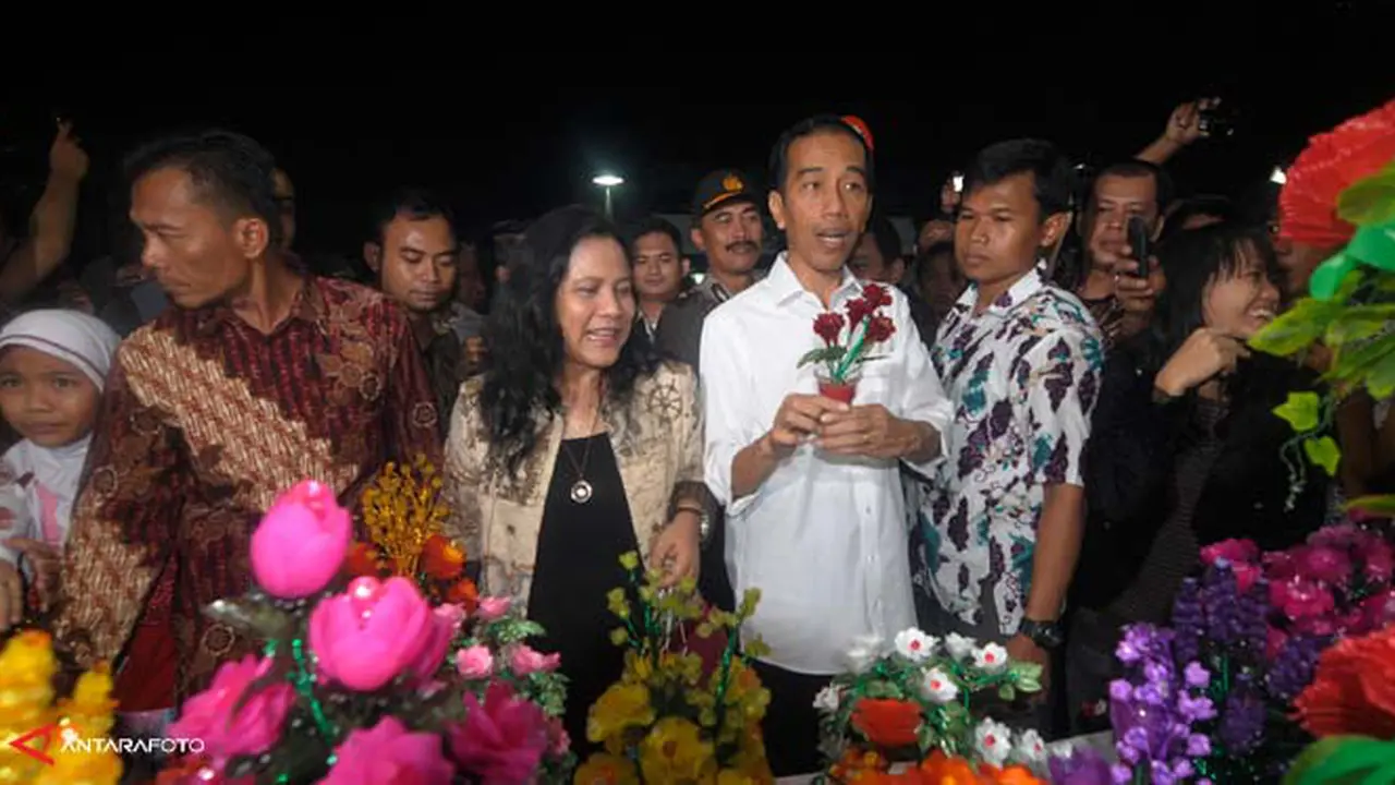jokowi-pasar-131005c.jpg