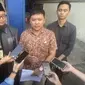 Seorang pria bernama Muhamad Adinurkiat mendatangi Polda Metro Jaya untuk melaporkan kasus dugaan penipuan yang dilakukan oleh produsen produk red wine dengan merk Nabidz. (Dok. Istimewa)