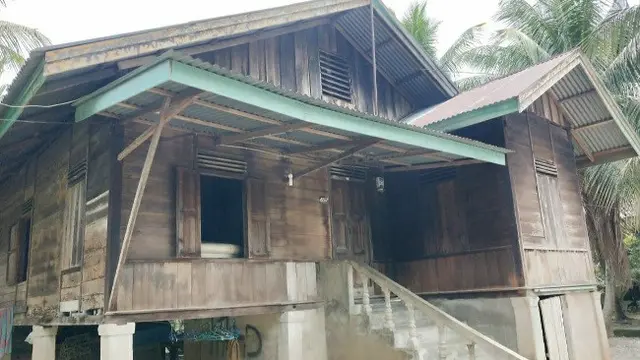 Rumah terduga teroris di Desa Kuapan, Kabupaten Kampar, yang digeledah Densus 88 Anti Teror.
