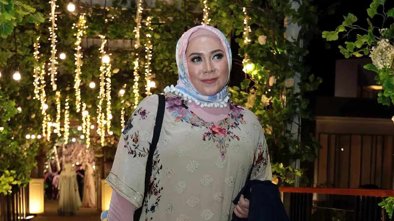 [Bintang] Melly Goeslaw