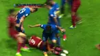 Guangzhou R&F’s bermain imbang 1-1 atas Shanghai SIPG, namun perhatian utama justru tertuju pada kerusuhan antar pemainnya. BallBall