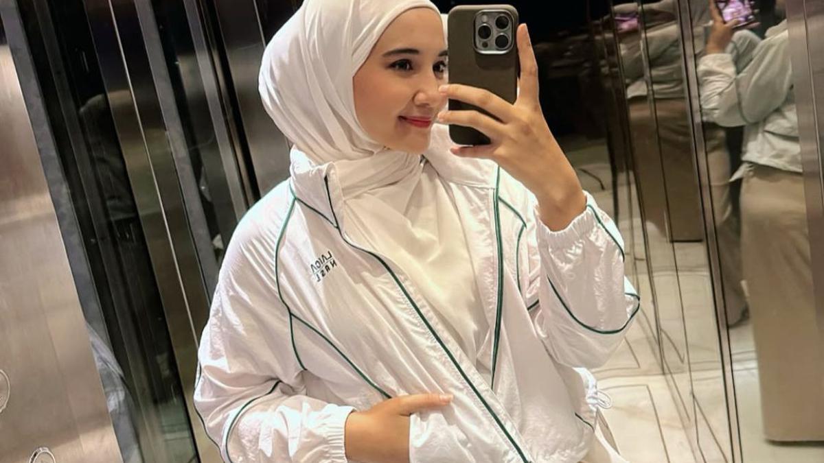 Zaskia Sungkar Ramai Diduga Adopsi Anak, Caption Instagram Curi Perhatian Publik