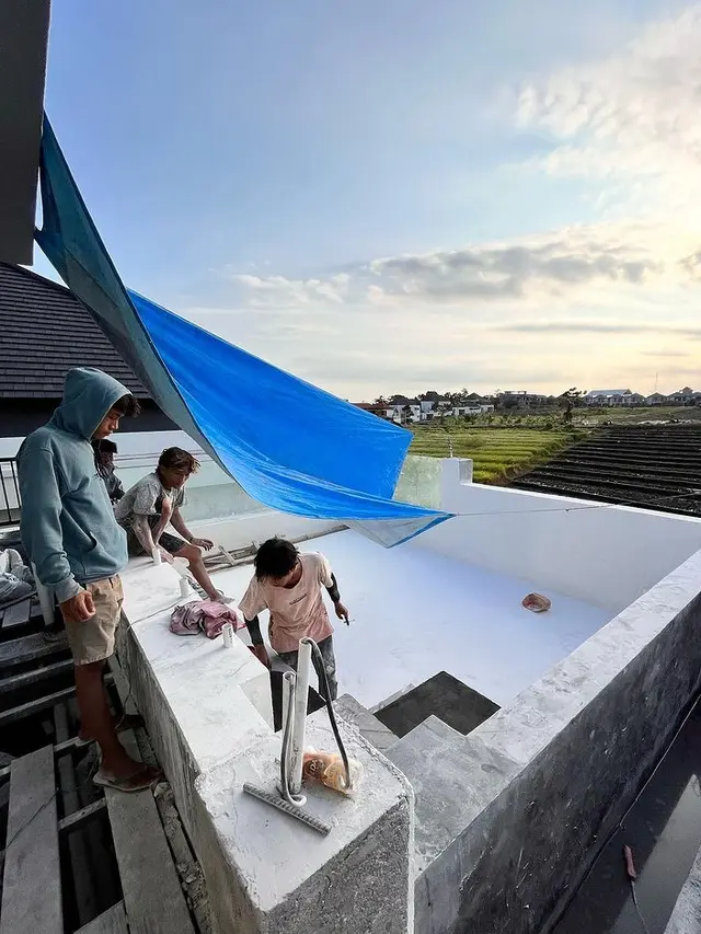 Rumah baru Jessica Iskandar dan Vincent Verhaag yang hampir jadi. (Foto: Instagram/inijedar)