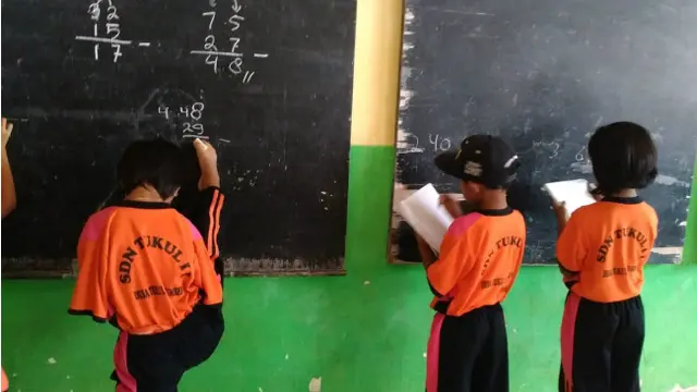 Cita-Cita Mulia Siswi SD Difabel Asal Probolinggo